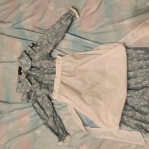 Colonial day dress size 12-13 yr
